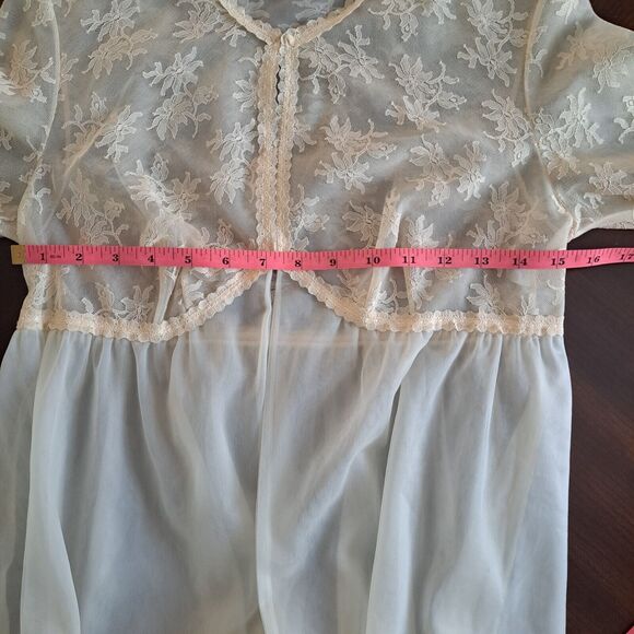 Vintage Vanity Fair Sz 32 Long Double Chiffon Robe & Sheer Lace  Romantic Flowy - Picture 9 of 16